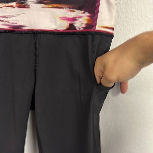 Lululemon Women's Medium Rise Pace Rival Stretch Cropped‎ Leggings Size 2 - Picture 3 of 8